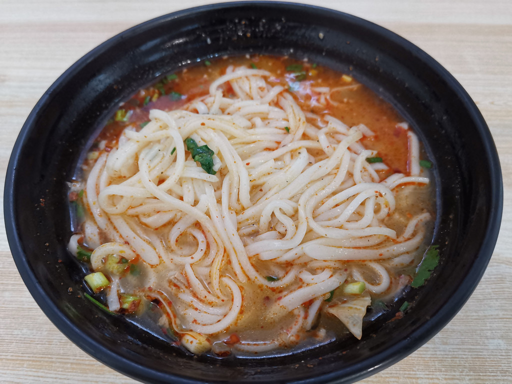 大理扒肉饵丝