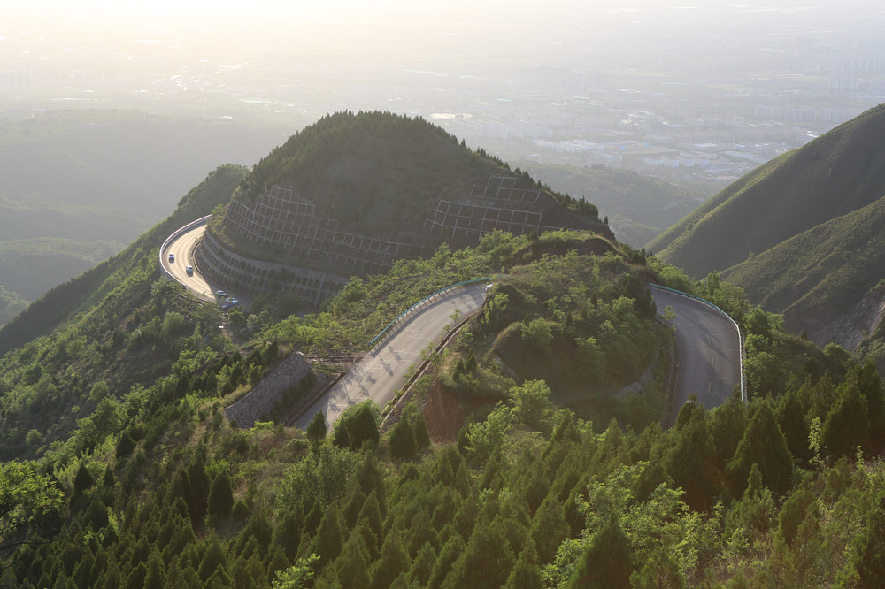 骊山"最美盘山路"