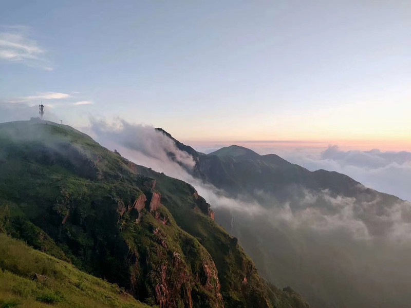 正文开始 | 武功山 【景点介绍】 详细地址: 萍乡武功山风景区  交通