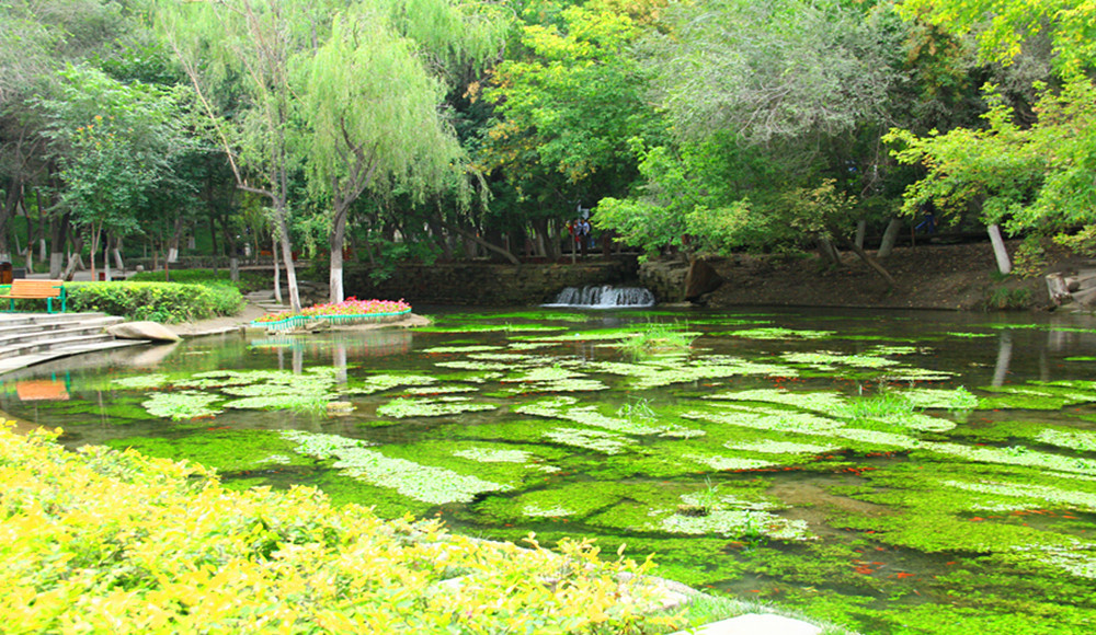 水磨沟风景区