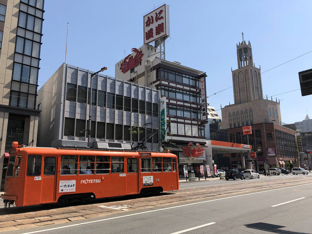 上海到松山一个半小时的行程很轻松,对于日本四国地区这个小城市机场