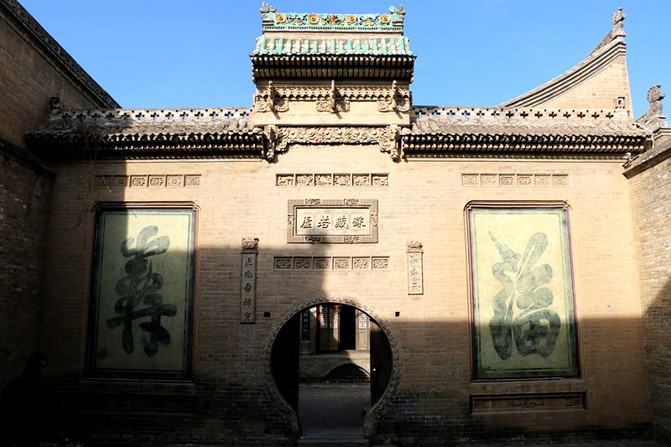 一桩跨国婚姻 让李家大院成为特色民居建筑奇葩