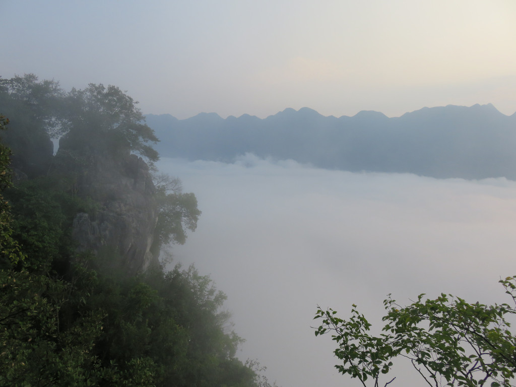 黔西南兴义市云湖山风景区自驾游,观云山雾海,赏日月同辉!