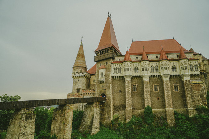 古堡玫瑰修道院—保加利亚罗马尼亚自驾游