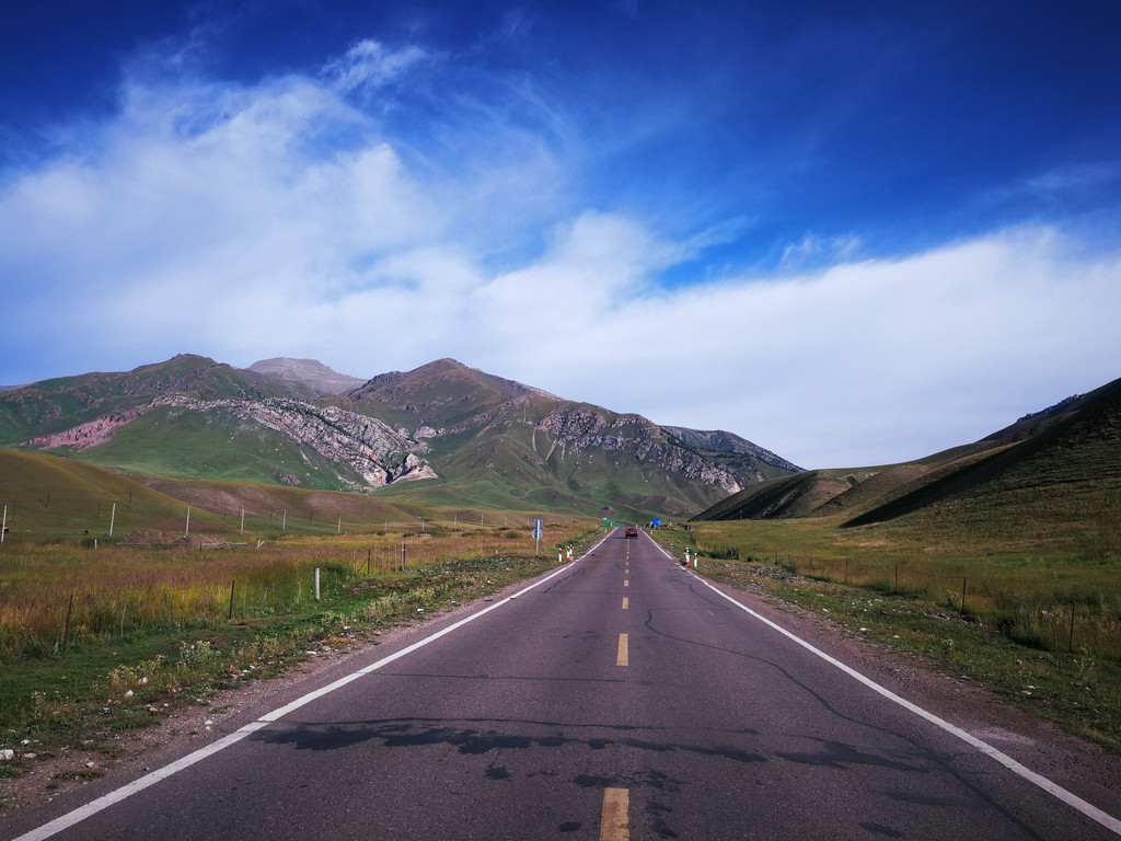 伊昭公路,昭苏段起点.