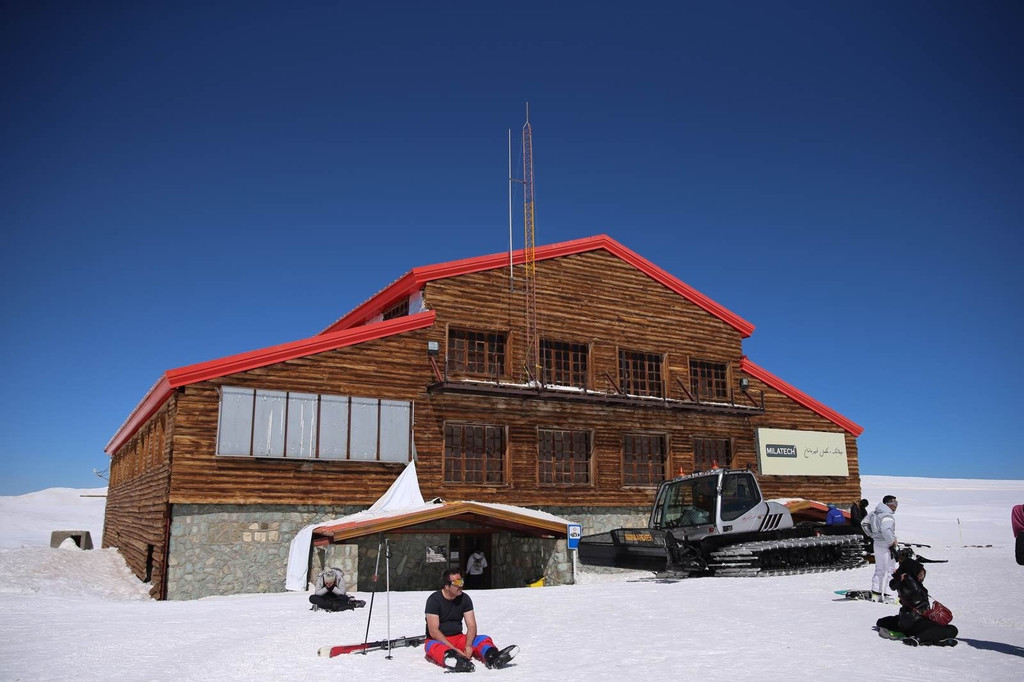 torchal雪山小木屋