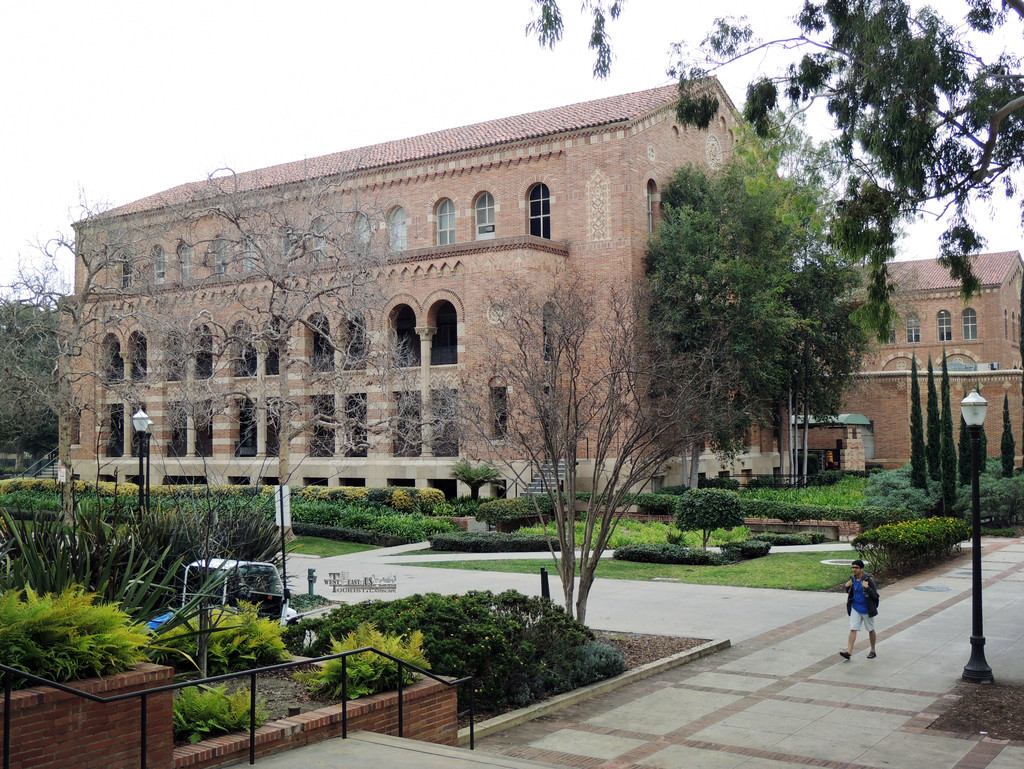 【美国旅游景观 i 】加利福尼亚大学洛杉矶分校 ucla