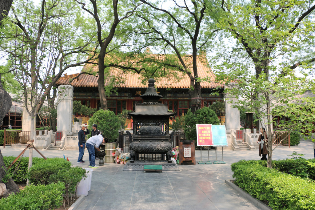 2016,4,26北京广济寺,白塔寺一日游