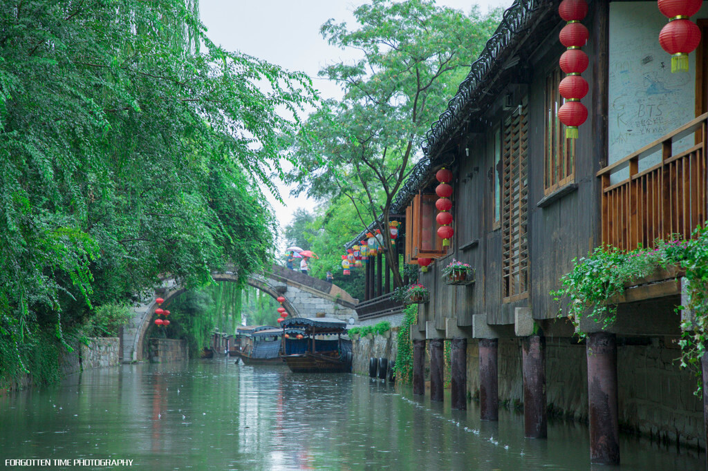 一个人一副行囊,穿越烟雨南浔