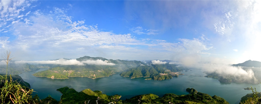 千峡湖风光