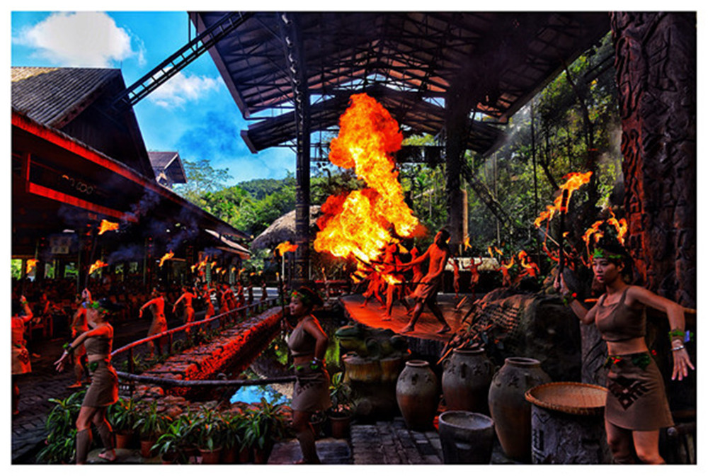 探秘海南槟榔谷景区,体验黎苗文化,相约您没见到过的非物质文化遗产.
