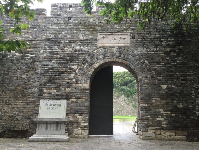 神策门内已开辟为神策门公园