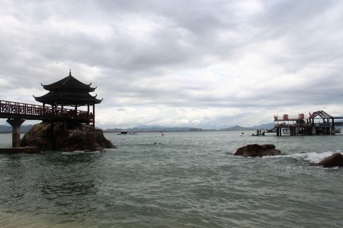 台风天与鲸鱼游在三亚--亚龙湾+蜈支洲岛(攻