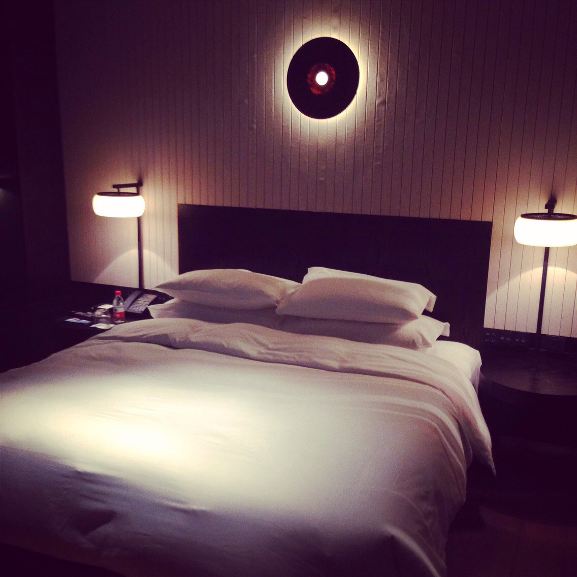 【携程攻略】武汉卧龙剑桥春天(东门),武汉卧龙