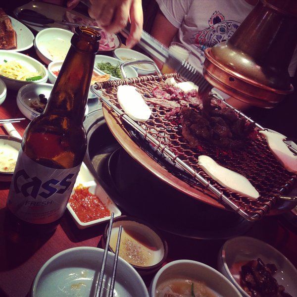 吃了两家烤肉店,一家就在酒店附近,一家是姜虎东烤肉,都不错,比较喜欢