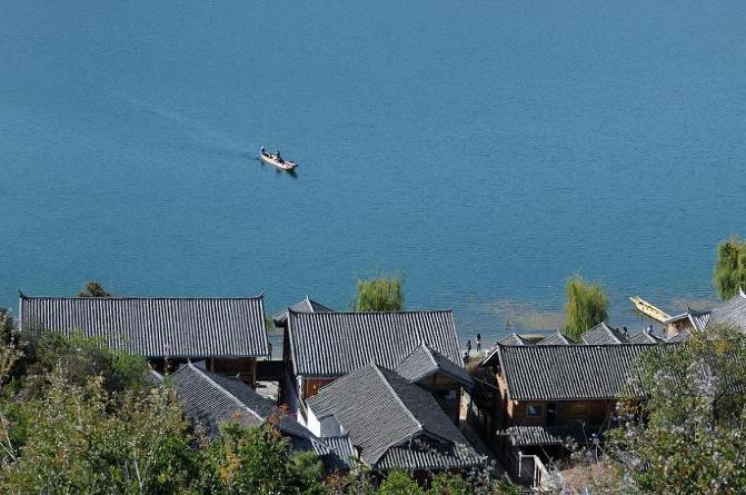 泸沽湖景点:永宁温泉,狮子山(格姆山),大落水村观景台,吉意溶洞