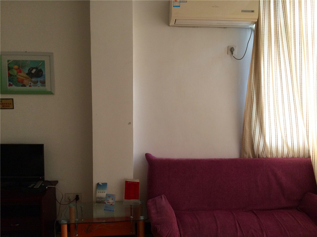 【携程攻略】杭州章吴记中式快餐(红苹果店),杭