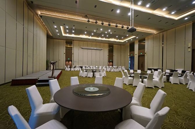 吓死宝宝了,在苏州豪华酒店一只烤虾3元都不到