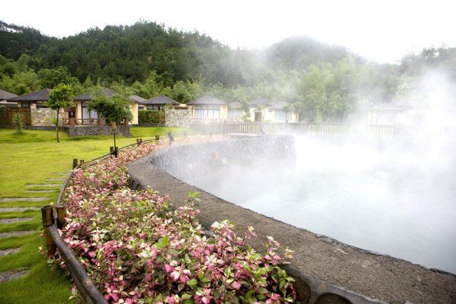 不仅仅是巴厘岛风情游,还是天然温泉的养生之旅