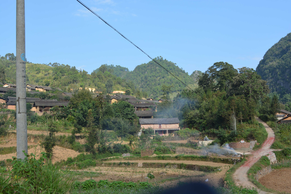 广南县董堡乡里标村