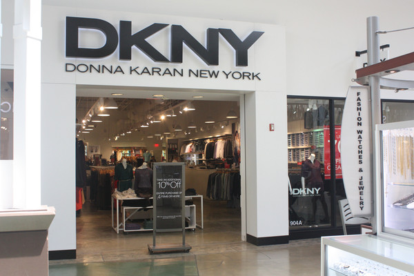 dkny 也算是美国本土品牌,值得推荐!