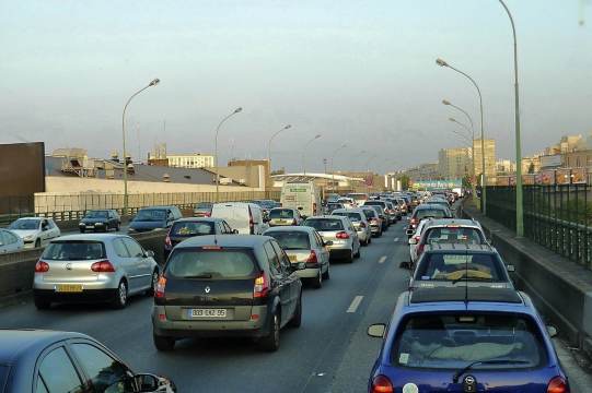 堵车城市排名_城市堵车图片(2)