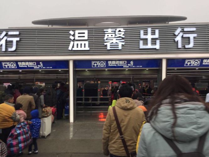 于是我们决定先火车到大理,再汽车前往临沧