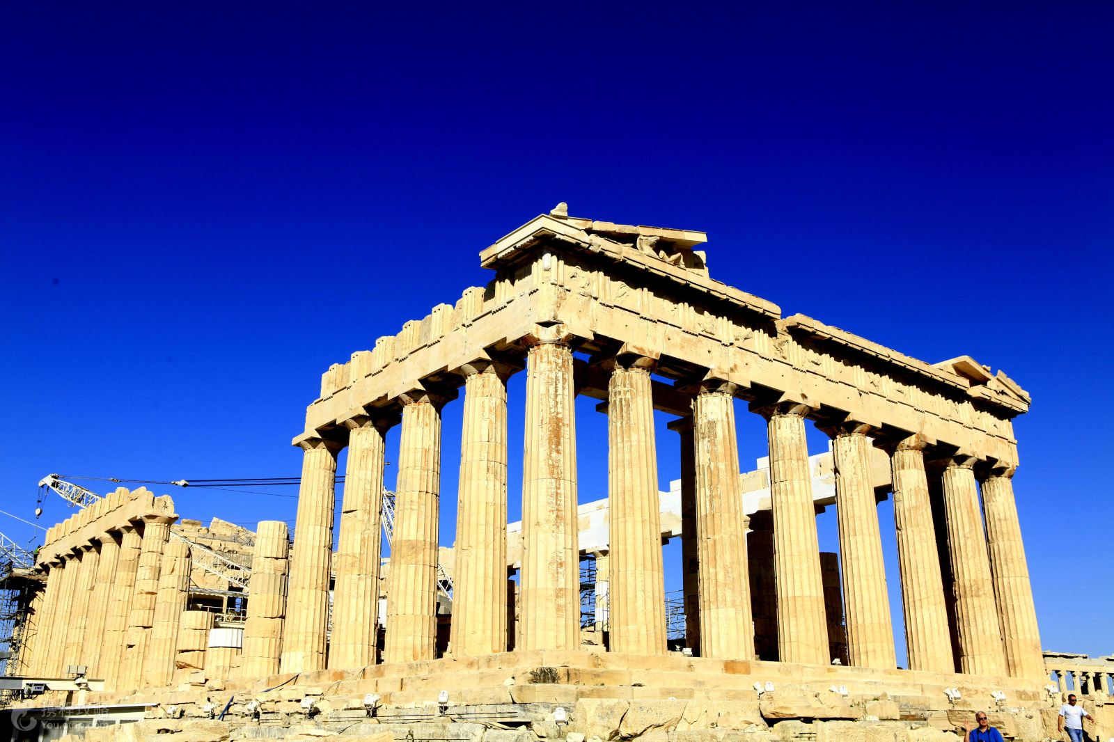 希腊+雅典+圣托里尼+伯罗奔尼撒9日8晚跟团游