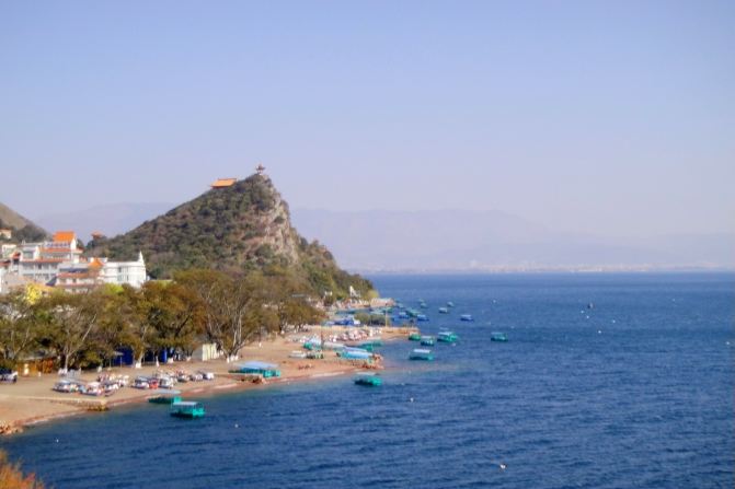 抚仙湖明星鱼洞风景