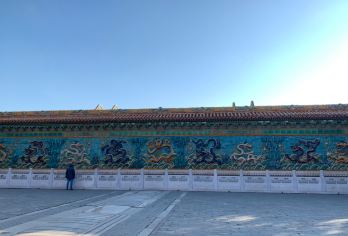 故宫+八达岭长城一日游【◆导游精讲◆可选上门接/私家小团】【[私人定制]可1家1团，可单包车，根据人数定制车型，不拼团，不早起，享专属司机和导游】