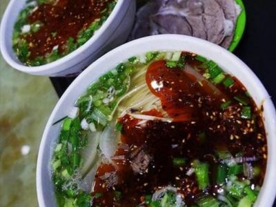 星空体育：兰州市城关区天平街社区：“甘味e贷”宣传为兰州牛拉面产业链“贷”带来新机遇