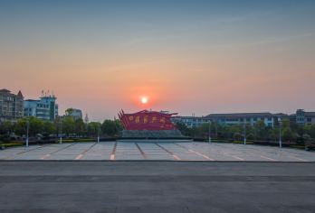 江西兴国将军园苏区馆+归元生态园一日活动【含司机、导游、门票】【一单一团，一车一价，多人成行也是一个价格】