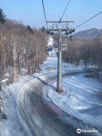 亚布力奥林匹克竞技中心滑雪场(...