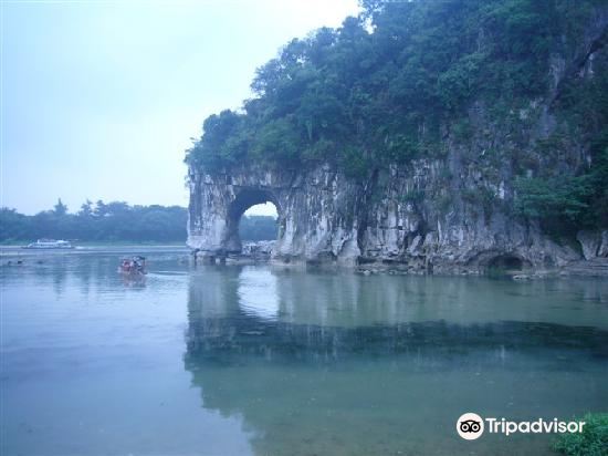 桂林雄森熊虎山庄