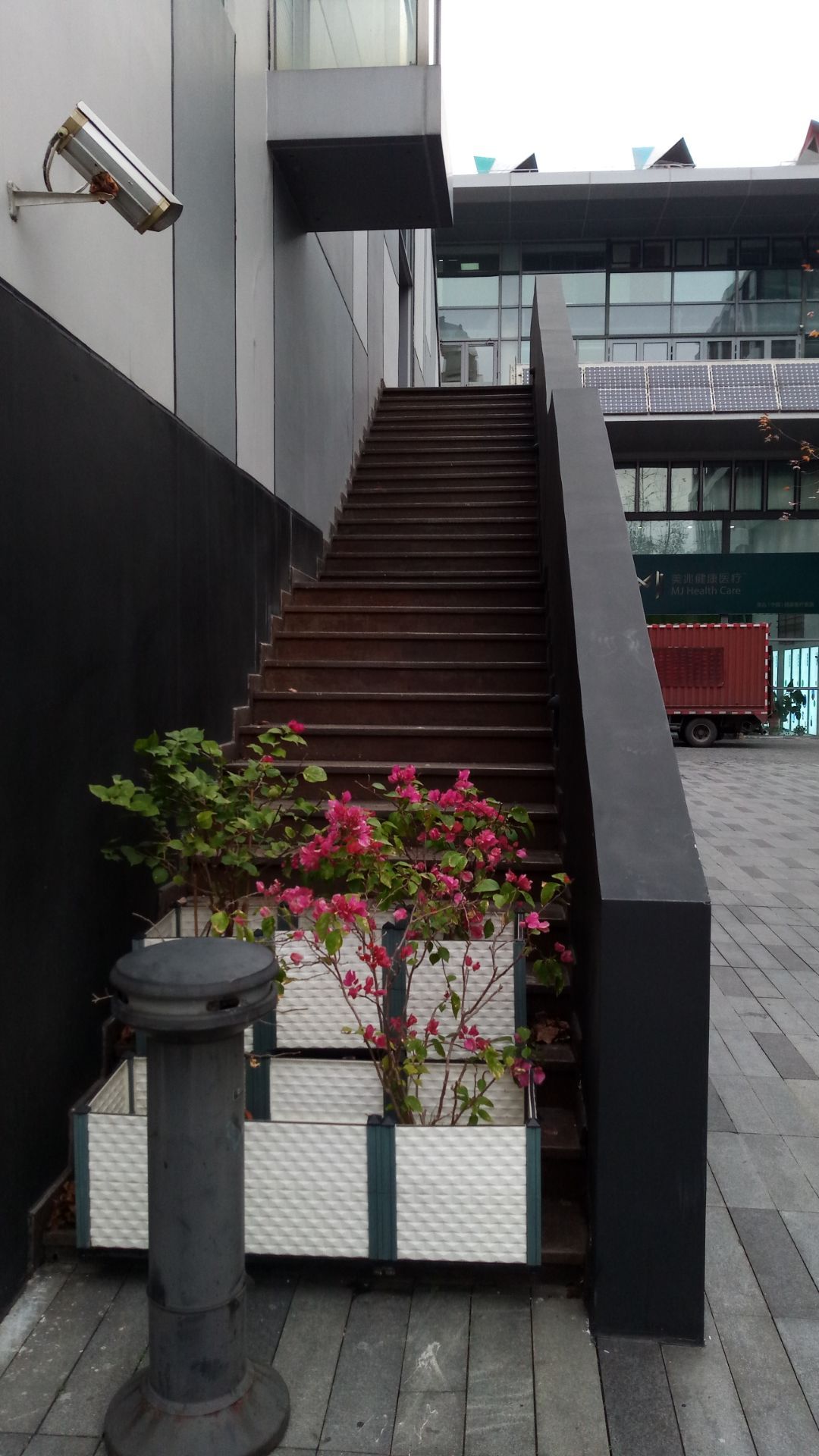 上海设计中心-南馆