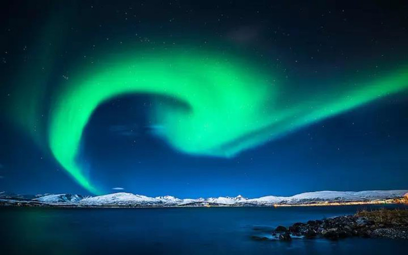 10040m000000dgeb45852_R_800_10000_Q90.jpg?proc=autoorient