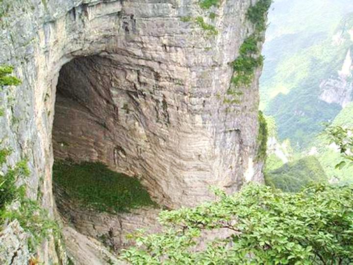 里山仙人洞