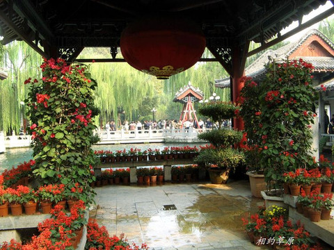 尚志书院,系于清同治八年(1869年)由山东巡抚丁宝桢创办,就学者除学习