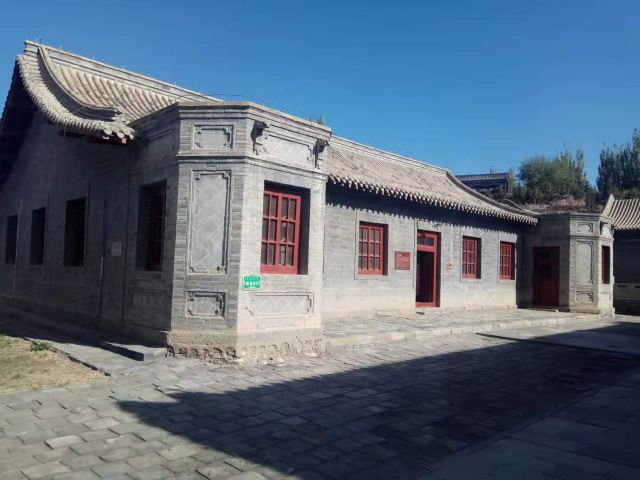 阿拉善和硕特亲王府