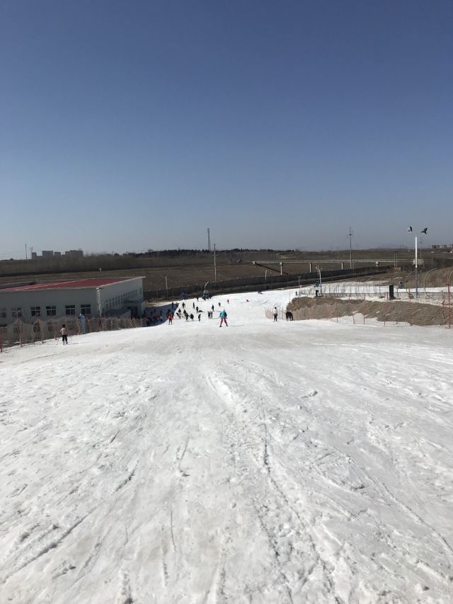 洹水湾滑雪场图片