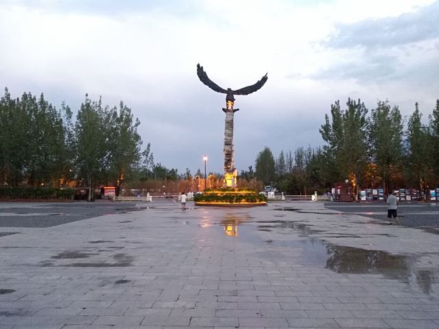 凉山民族文化艺术中心火把广场