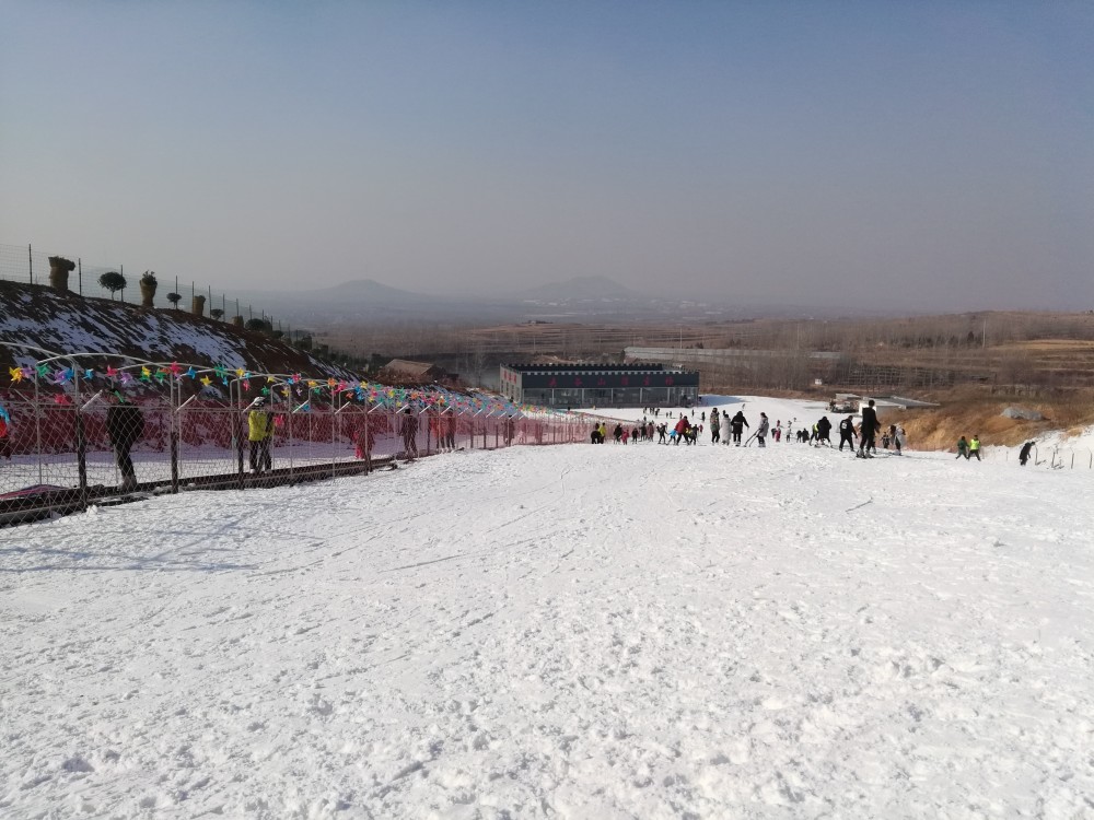 连云港夹谷山滑雪场攻略 夹谷山滑雪场门票价格多少钱 团购票价预定优惠 景点地址图片 携程攻略