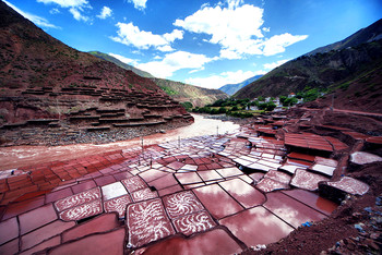 云南人口有多少_云南德钦奔子兰Benzilan in Deqin,Yunnan