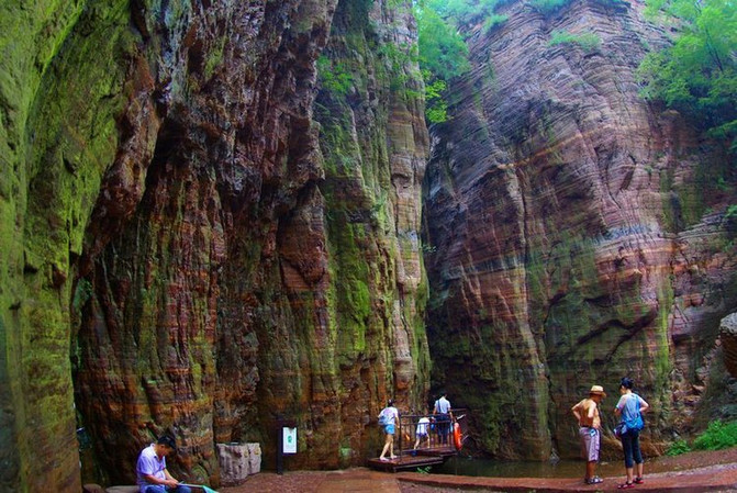 重庆卧龙潭风景区