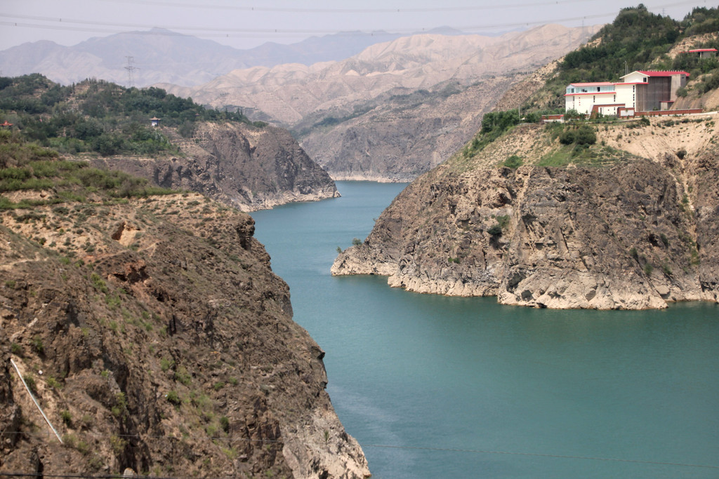 甘南行(四)青色和黃色篇:劉家峽水庫和炳靈寺石窟