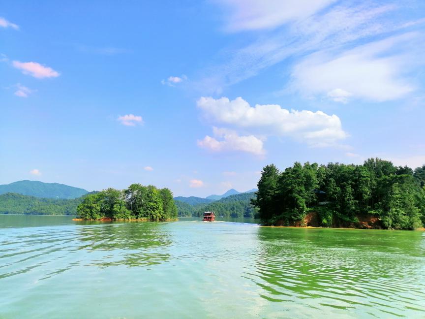 赣州阳明湖（原上犹陡水湖）景区