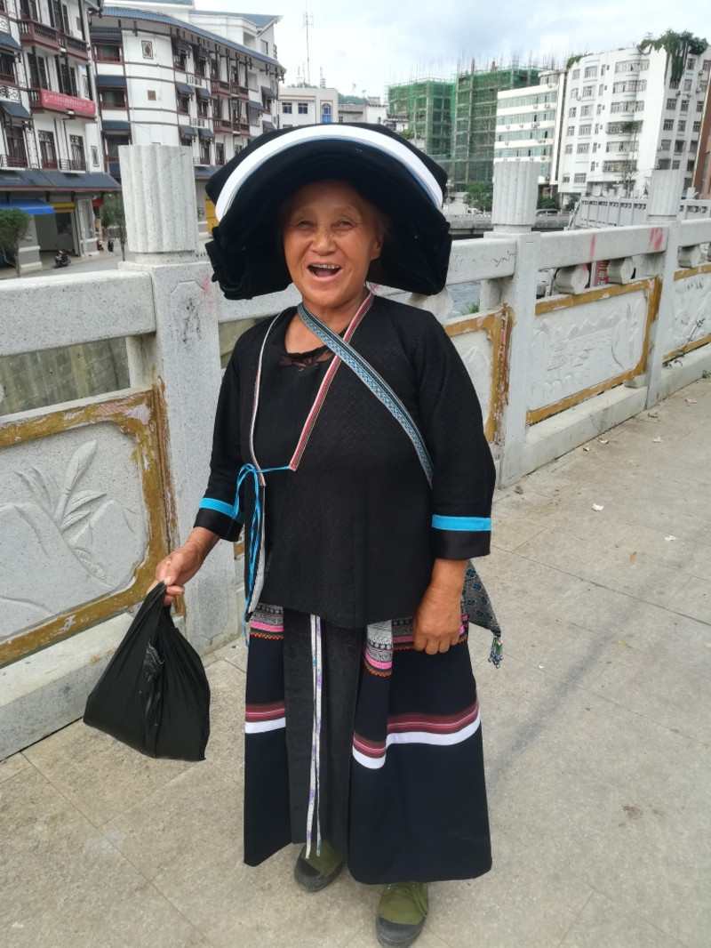 偏苗服装很特别 可能只有在广西偏远的隆林才能看到了 隆林游记攻略 携程攻略