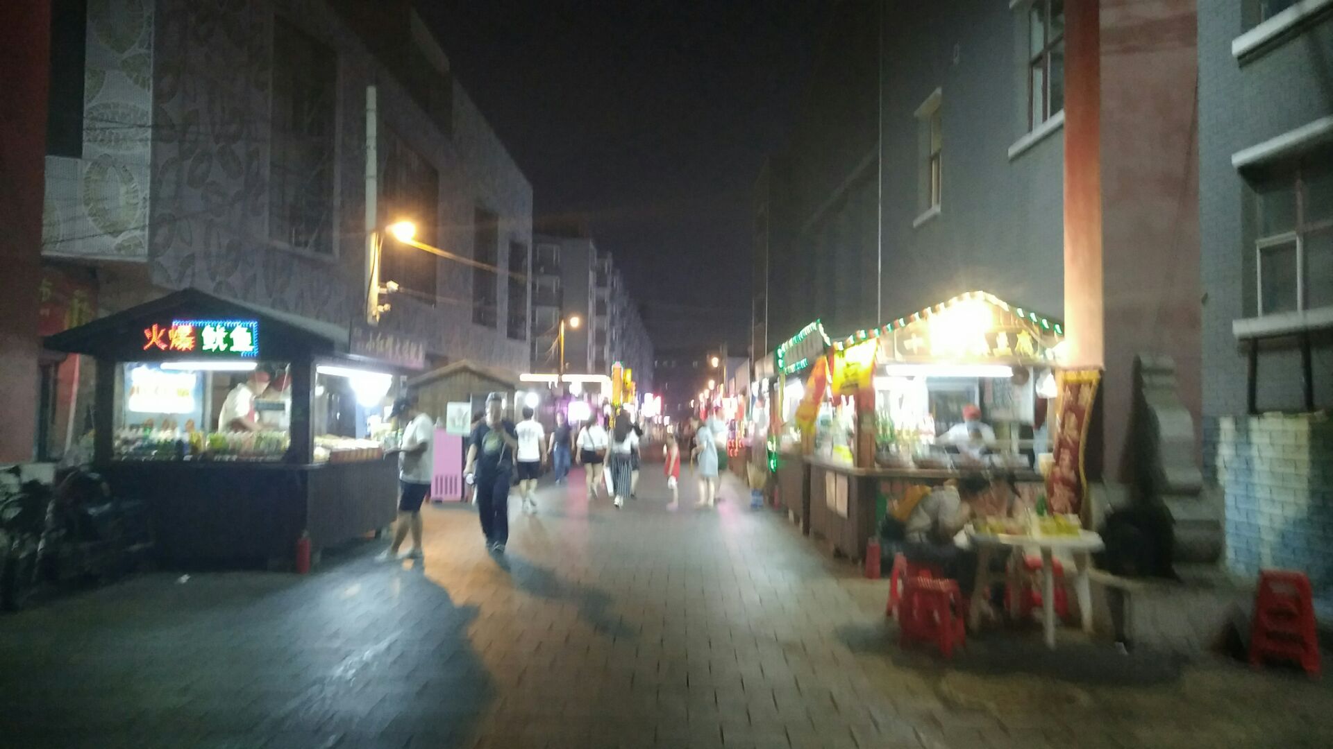 沈阳大舞台美食街