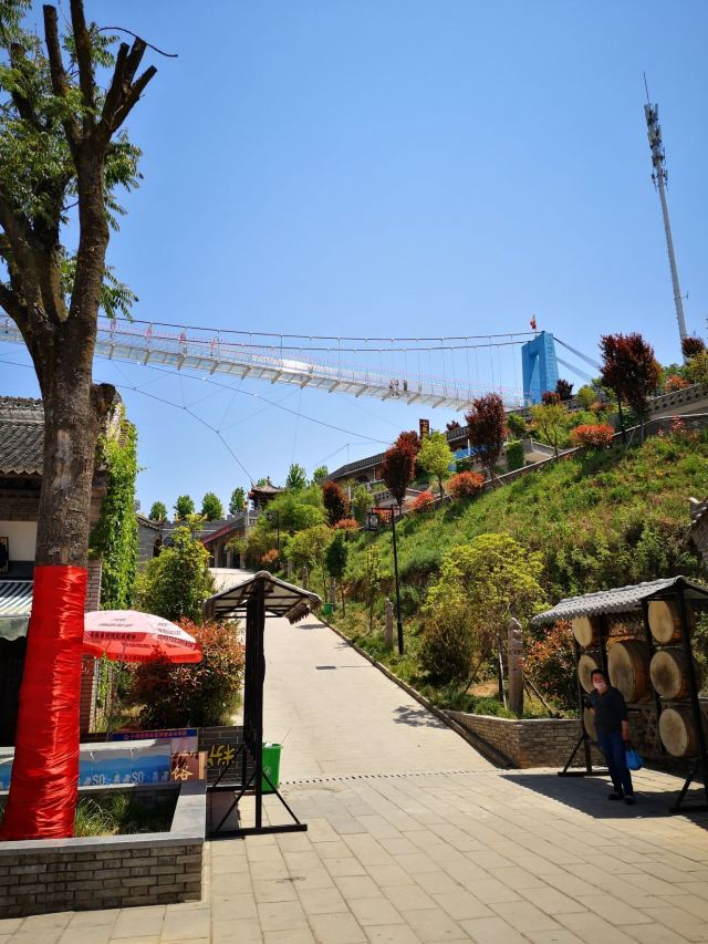 宝鸡七星河小镇玻璃天桥