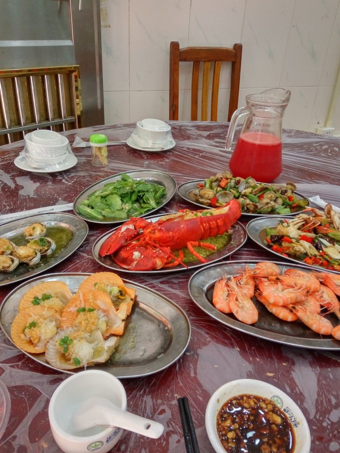 走进三亚海鲜加工，品味舌尖上的海洋